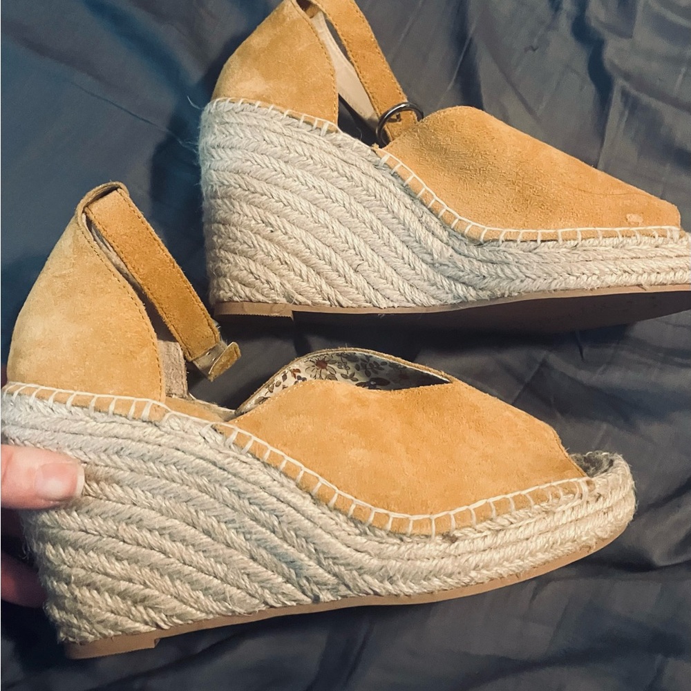 Seychelles Mustard Suede Espadrille Wedge - Picture 6 of 8